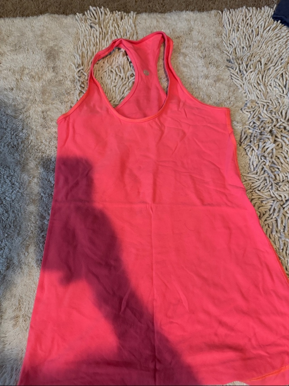 Lululemon lot.. 7 tanks.. 2 are open back, and 2 long sleeve shirts